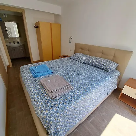La Casa Di Mario Apartment *